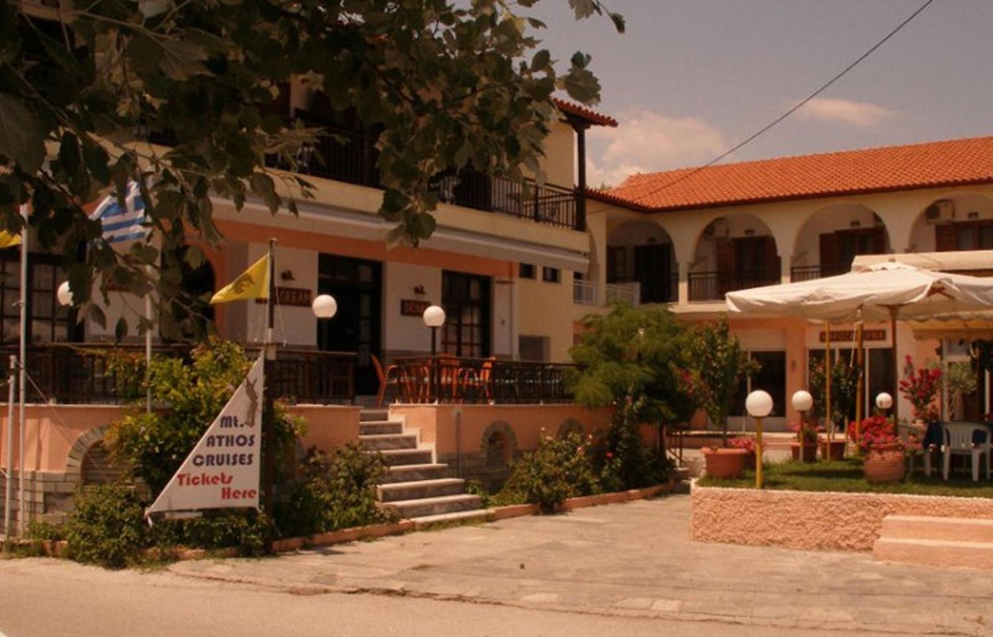 Hotel Alexandros Ormos Panagias Exterior photo